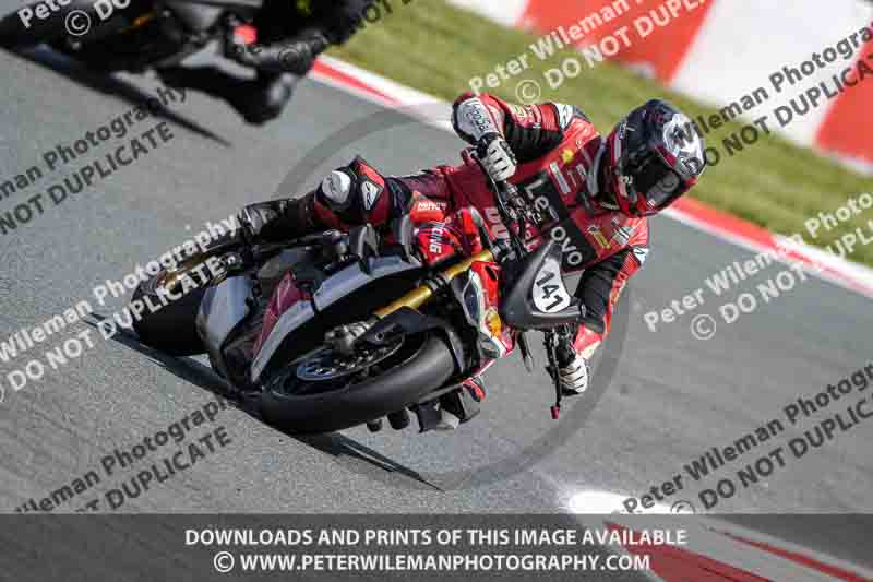 cadwell no limits trackday;cadwell park;cadwell park photographs;cadwell trackday photographs;enduro digital images;event digital images;eventdigitalimages;navarra;no limits trackdays;peter wileman photography;racing digital images;trackday digital images;trackday photos